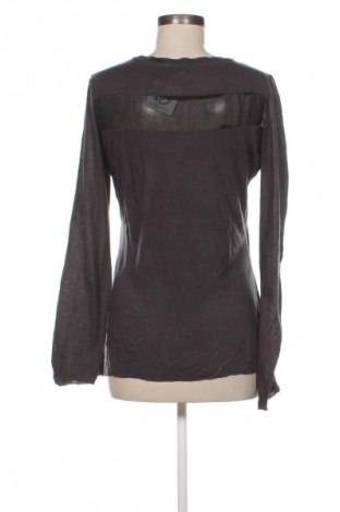 Γυναικεία μπλούζα Calliope, Μέγεθος M, Χρώμα Γκρί, Τιμή 9,72 €