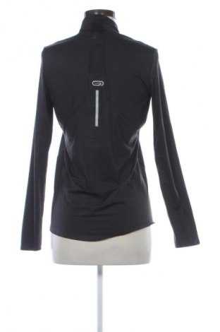 Дамска блуза Decathlon, Размер M, Цвят Черен, Цена 13,99 лв.