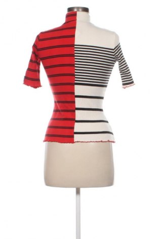 Bluzka damska Desigual, Rozmiar S, Kolor Kolorowy, Cena 94,38 zł