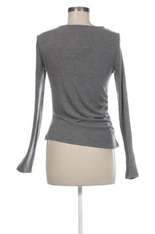 Női blúz Edited, Méret M, Szín Szürke, Ár 19 749 Ft