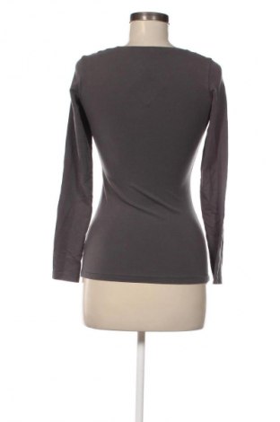 Γυναικεία μπλούζα Guess, Μέγεθος S, Χρώμα Γκρί, Τιμή 28,99 €