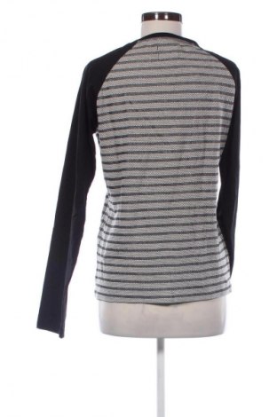 Damen Shirt Guess, Größe M, Farbe Mehrfarbig, Preis 55,24 €