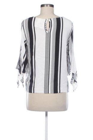 Дамска блуза H&M, Размер M, Цвят Многоцветен, Цена 19,00 лв.