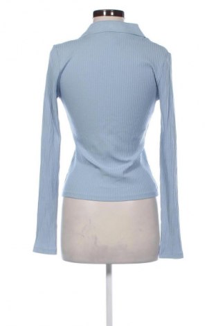 Дамска блуза H&M Divided, Размер M, Цвят Син, Цена 19,00 лв.