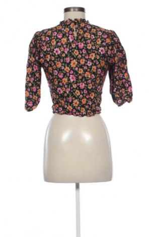 Дамска блуза H&M Divided, Размер M, Цвят Многоцветен, Цена 19,00 лв.