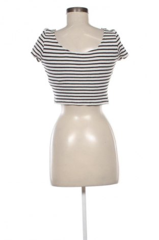 Γυναικεία μπλούζα H&M Divided, Μέγεθος S, Χρώμα Πολύχρωμο, Τιμή 9,72 €