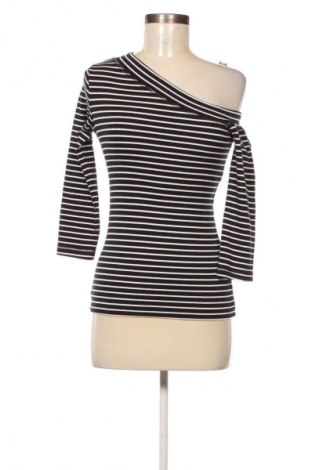 Dámska blúza H&M L.O.G.G., Veľkosť S, Farba Viacfarebná, Cena  5,95 €