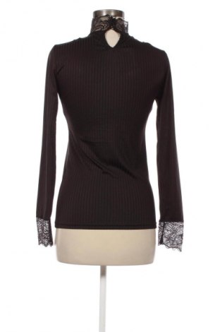 Dámská halenka Jdy, Velikost M, Barva Černá, Cena  199,00 Kč