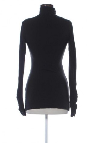 Дамска блуза Kocca, Размер M, Цвят Черен, Цена 48,00 лв.