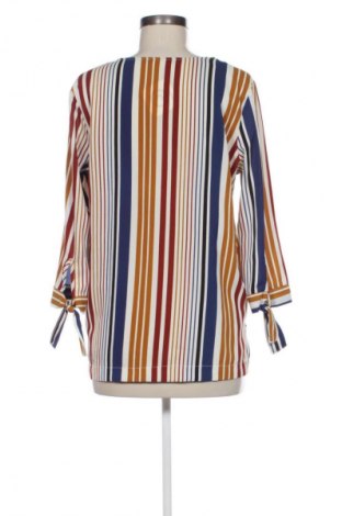 Dámská halenka LC Waikiki, Velikost M, Barva Vícebarevné, Cena  359,00 Kč