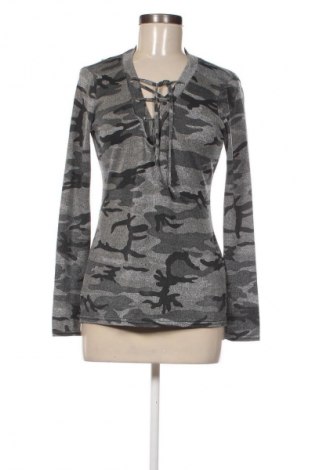 Bluză de femei Madonna, Mărime M, Culoare Multicolor, Preț 24,99 Lei