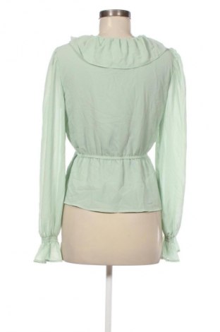 Дамска блуза NA-KD, Размер M, Цвят Зелен, Цена 15,99 лв.
