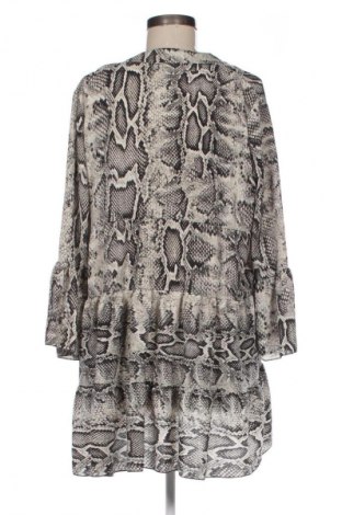 Damen Shirt NEW COLLECTION, Größe XXL, Farbe Mehrfarbig, Preis € 17,99