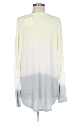 Дамска блуза NEW COLLECTION, Размер M, Цвят Многоцветен, Цена 33,82 лв.