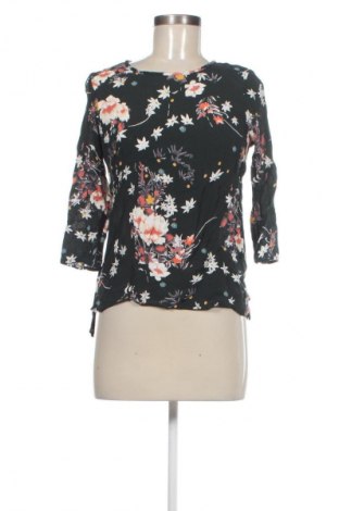 Bluzka damska ONLY, Rozmiar XS, Kolor Kolorowy, Cena 22,99 zł