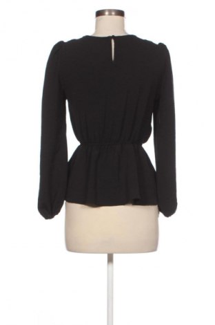 Дамска блуза ONLY, Размер XS, Цвят Черен, Цена 20,00 лв.