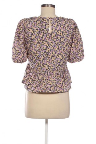 Bluzka damska ONLY, Rozmiar XS, Kolor Kolorowy, Cena 46,30 zł