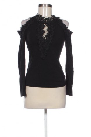 Női blúz Red Queen, Méret M, Szín Fekete, Ár 3 800 Ft