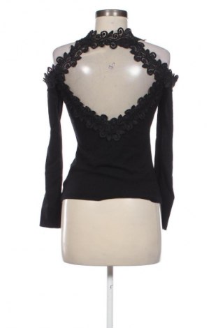 Női blúz Red Queen, Méret M, Szín Fekete, Ár 3 800 Ft