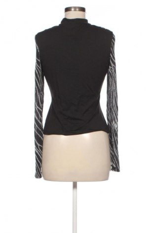 Дамска блуза SHEIN, Размер M, Цвят Многоцветен, Цена 19,00 лв.