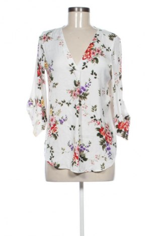 Дамска блуза Stradivarius, Размер M, Цвят Многоцветен, Цена 17,99 лв.