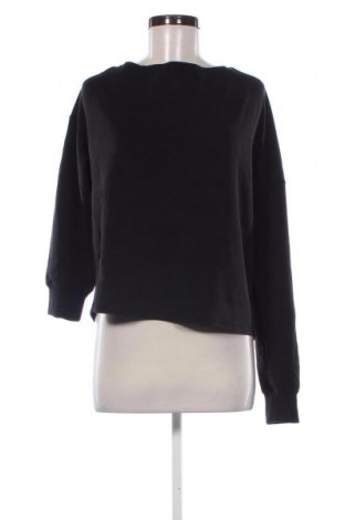 Γυναικεία μπλούζα Stradivarius, Μέγεθος L, Χρώμα Μαύρο, Τιμή 7,99 €