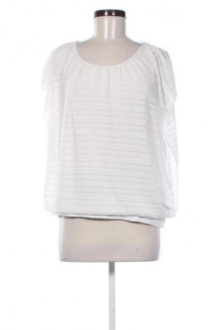 Dámská halenka Styleboom, Velikost XXL, Barva Bílá, Cena  247,00 Kč