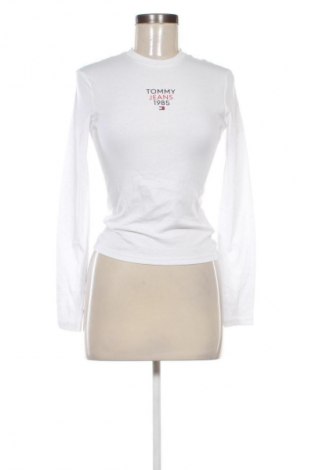 Дамска блуза Tommy Jeans, Размер S, Цвят Бял, Цена 67,86 лв.