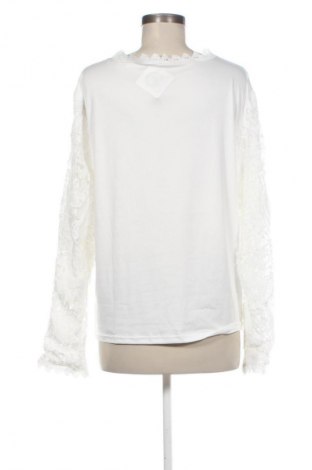 Дамска блуза Unbranded, Размер XL, Цвят Бял, Цена 14,99 лв.