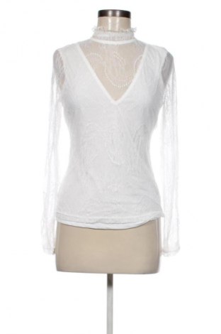 Γυναικεία μπλούζα VILA, Μέγεθος M, Χρώμα Λευκό, Τιμή 6,99 €