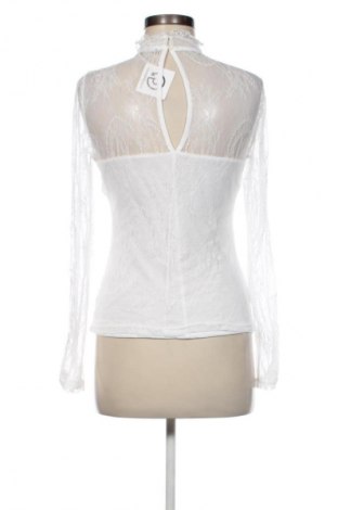 Γυναικεία μπλούζα VILA, Μέγεθος M, Χρώμα Λευκό, Τιμή 6,99 €