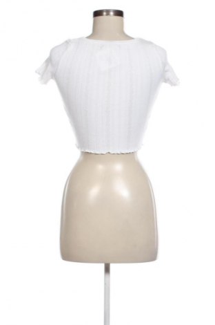 Дамска жилетка Bershka, Размер XS, Цвят Бял, Цена 29,00 лв.