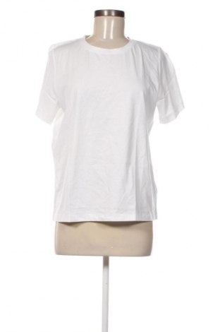 Γυναικείο t-shirt Calvin Klein, Μέγεθος M, Χρώμα Λευκό, Τιμή 41,99 €
