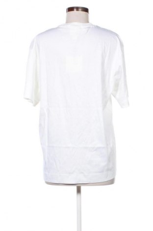 Γυναικείο t-shirt Calvin Klein, Μέγεθος M, Χρώμα Εκρού, Τιμή 46,99 €