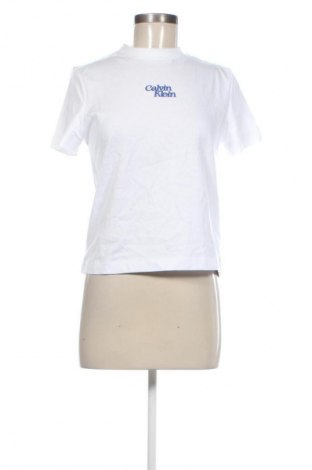 Damen T-Shirt Calvin Klein Jeans, Größe XS, Farbe Weiß, Preis 42,99 €