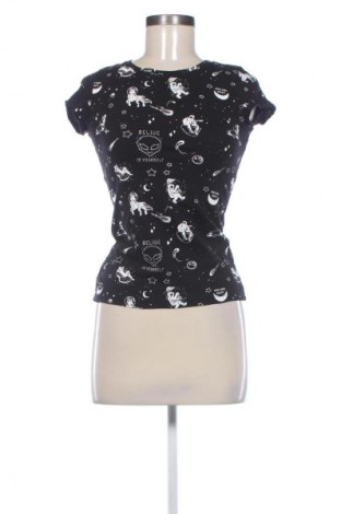 Γυναικείο t-shirt Cropp, Μέγεθος XS, Χρώμα Πολύχρωμο, Τιμή 6,99 €