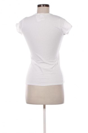 Дамска тениска Gildan, Размер S, Цвят Бял, Цена 17,00 лв.