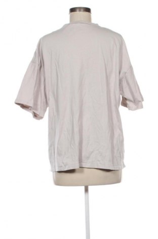 Γυναικείο t-shirt SHEIN, Μέγεθος M, Χρώμα  Μπέζ, Τιμή 9,00 €