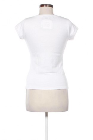 Дамска тениска Y.Yendi, Размер M, Цвят Бял, Цена 28,00 лв.