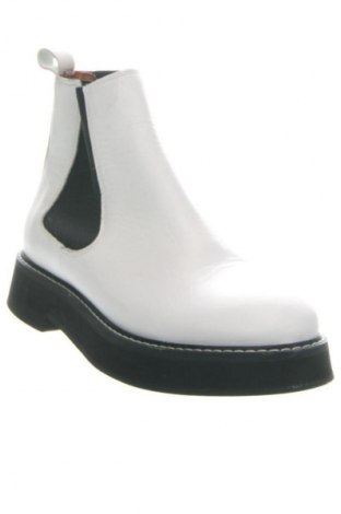 Damen Stiefeletten & Other Stories, Größe 39, Farbe Weiß, Preis 127,99 €