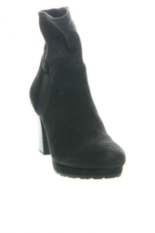 Női bokacsizma Alesya, Méret 37, Szín Fekete, Ár 47 879 Ft