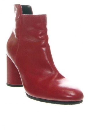 Damen Stiefeletten Bershka, Größe 36, Farbe Rot, Preis € 51,66