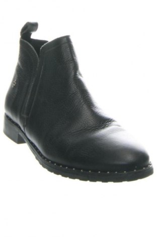 Dámské boty  Capodarte, Velikost 40, Barva Černá, Cena  1 179,00 Kč