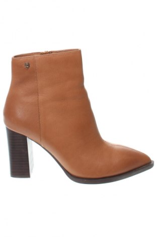 Dámské poltopánky Carmela, Veľkosť 40, Farba Hnedá, Cena  64,95 €