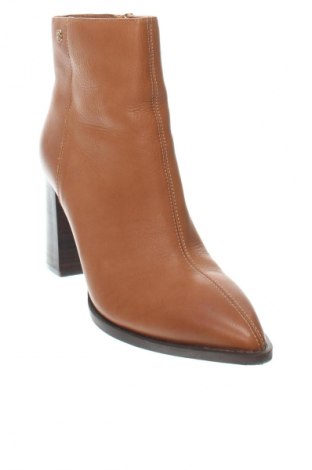 Dámské poltopánky Carmela, Veľkosť 40, Farba Hnedá, Cena  64,95 €