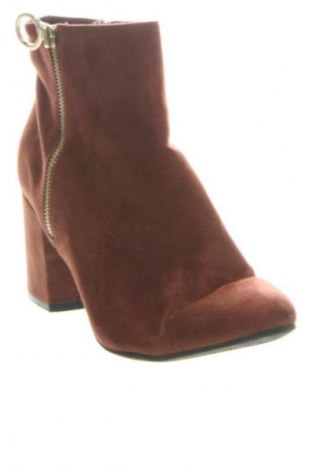 Dámské poltopánky Graceland, Veľkosť 40, Farba Hnedá, Cena  48,95 €