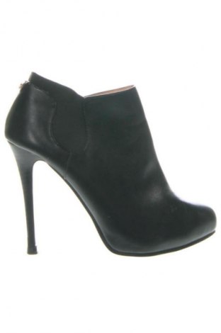Damen Stiefeletten Guess, Größe 36, Farbe Schwarz, Preis € 142,86