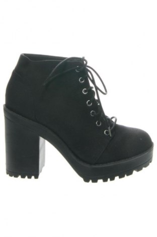 Damen Stiefeletten H&M Divided, Größe 39, Farbe Schwarz, Preis 19,99 €