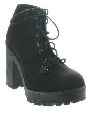 Damen Stiefeletten H&M Divided, Größe 39, Farbe Schwarz, Preis 19,99 €