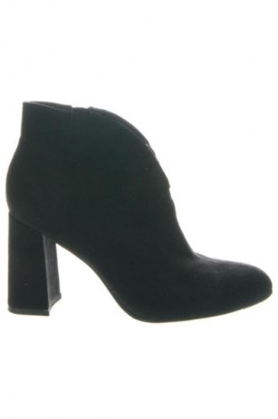 Női bokacsizma Jenny Fairy, Méret 38, Szín Fekete, Ár 22 800 Ft
